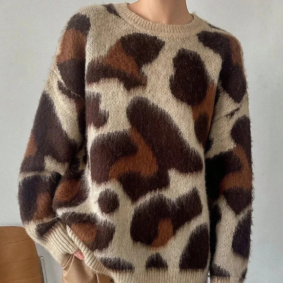 Coffee Brown Casual Women's Leopard Print Drop Shoulder Sweater - Picture 4 of 6